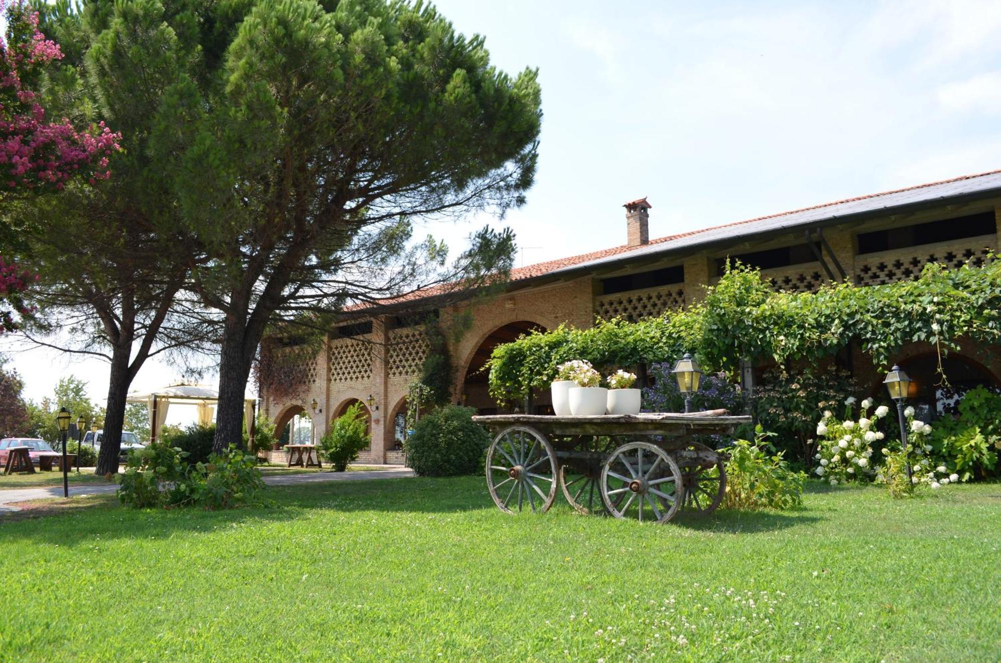 Agriturismo Isola Augusta Villa Palazzolo dello Stella Kültér fotó